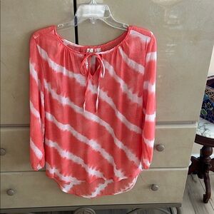 Grand & Greene Coral and White Tie-Dye Blouse